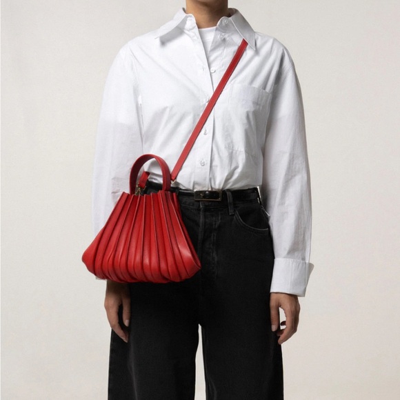 Lupo Barcelona Pink Albanico Pleated Leather Three Way Convertible Handbag - Picture 3 of 12